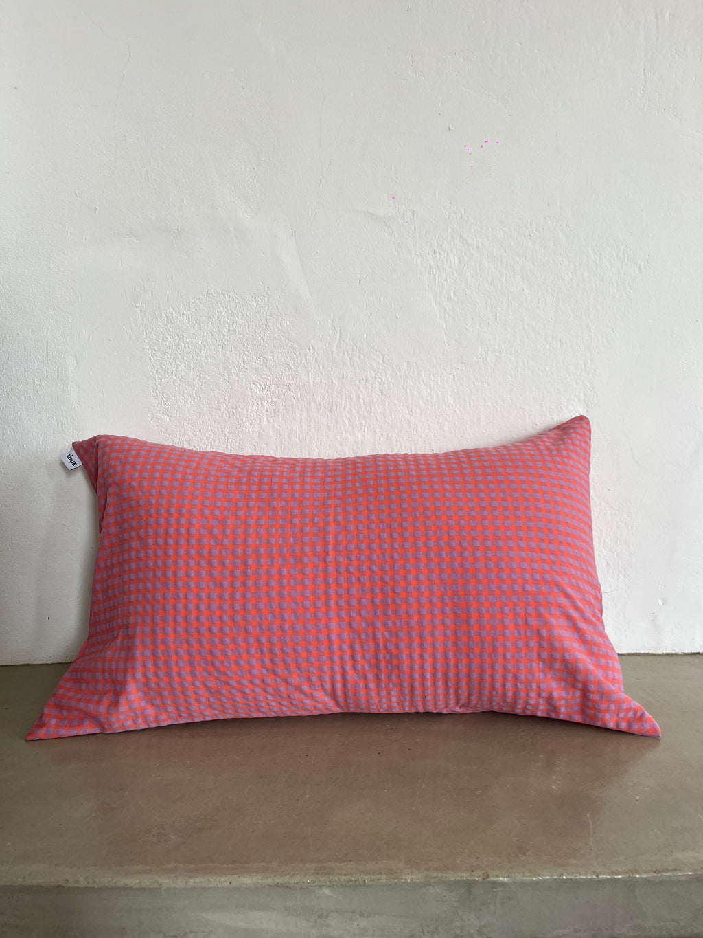 Housse de coussin Vichy Violet & Rose LINJE